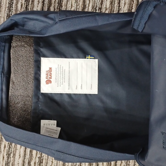 Fjallraven Kanken Backpack - Picture 4 of 8